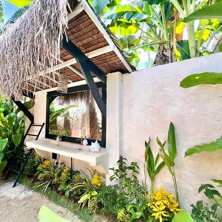 Secret Pool Villa Tuason Beach เจเนอรัลลูนา ภายนอก รูปภาพ