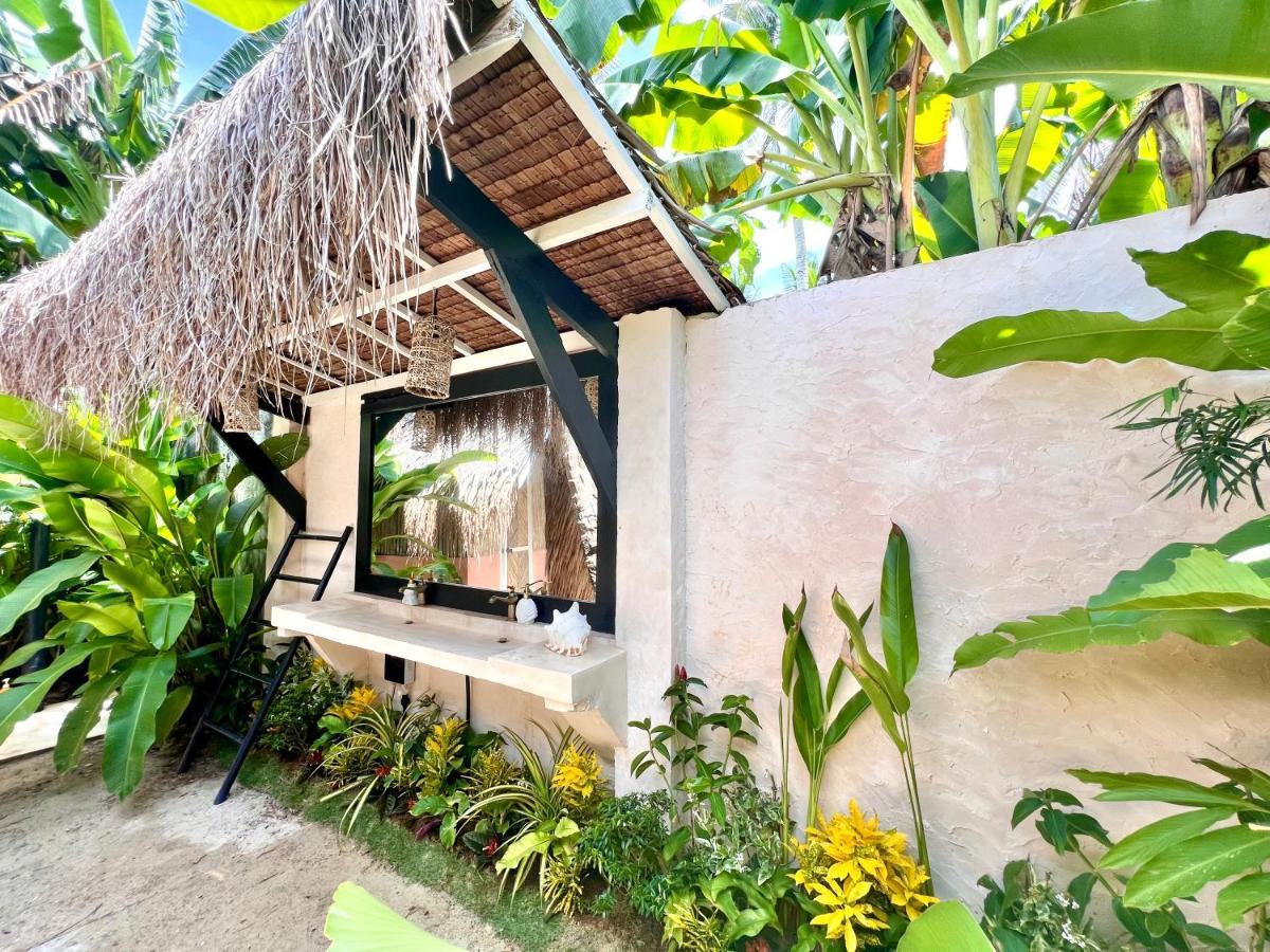Secret Pool Villa Tuason Beach เจเนอรัลลูนา ภายนอก รูปภาพ